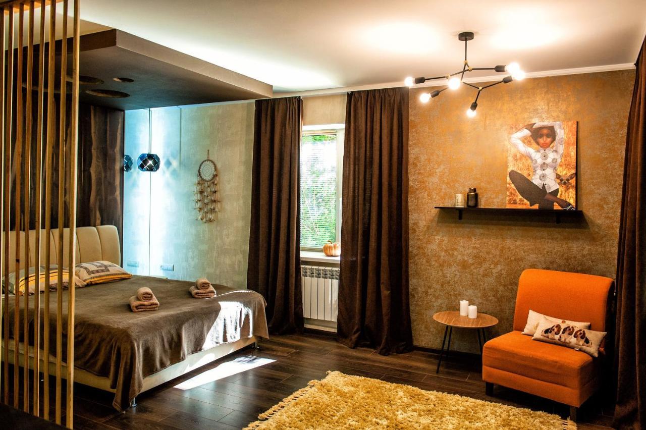 Apartmán Золотое Тепло Černihiv Exteriér fotografie