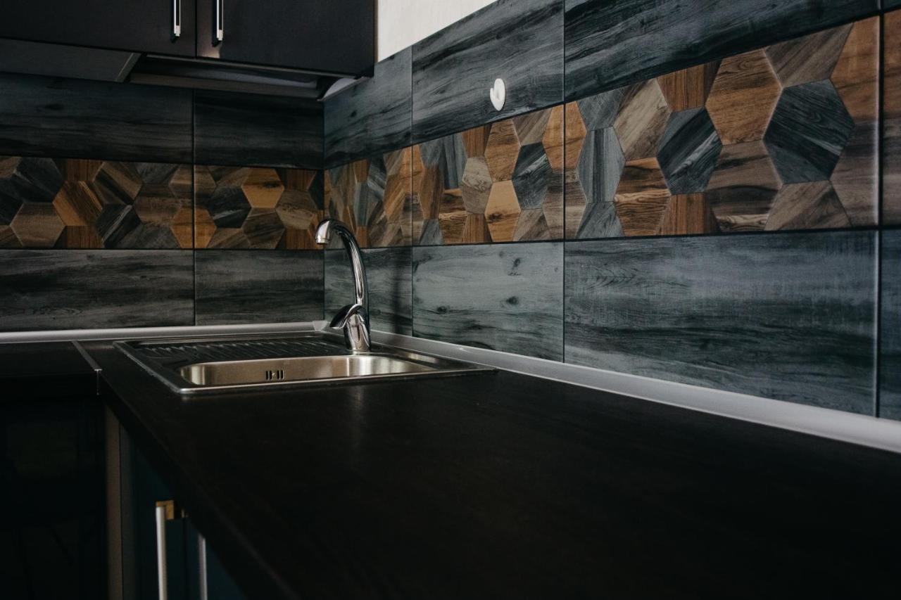 Apartmán Золотое Тепло Černihiv Exteriér fotografie
